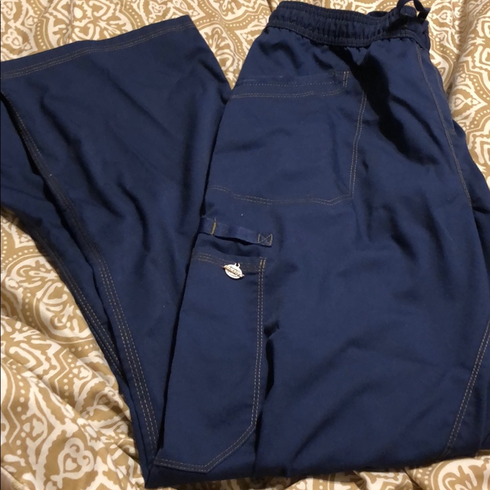 Scrub bottoms